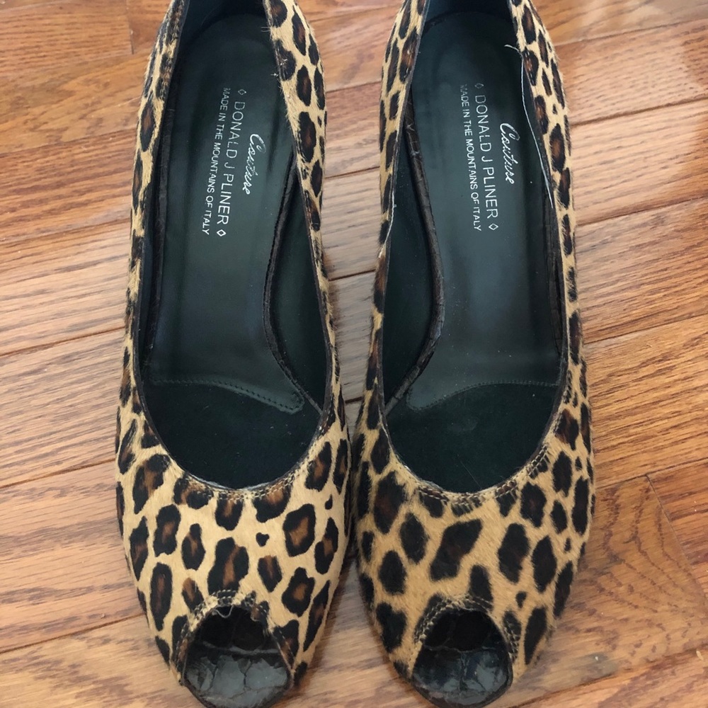 Donald J. Pliner Couture Cheetah Print Pumps